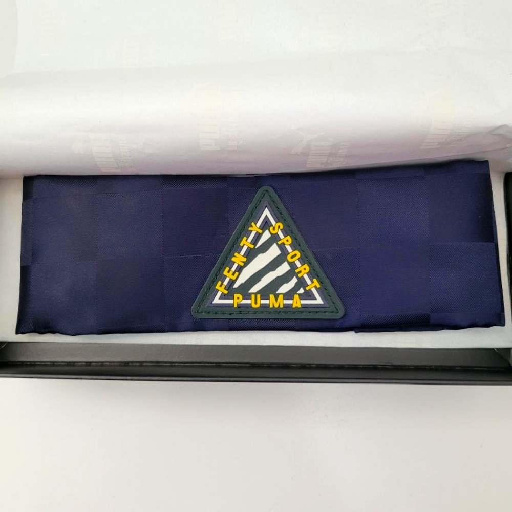 NWT F/W '17 FENTY x PUMA checkered choker